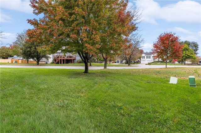 1864 W Concord Drive, Olathe, KS 66061