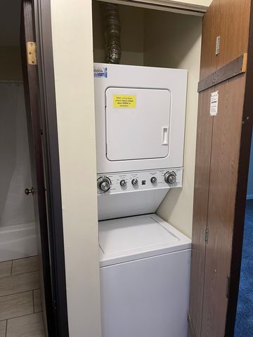 1495 Georgia Court 105, Naperville, IL 60540