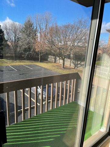 1495 Georgia Court 105, Naperville, IL 60540