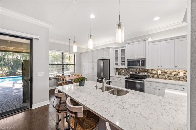 11735 Kati Falls LN, Fort Myers, FL 33913