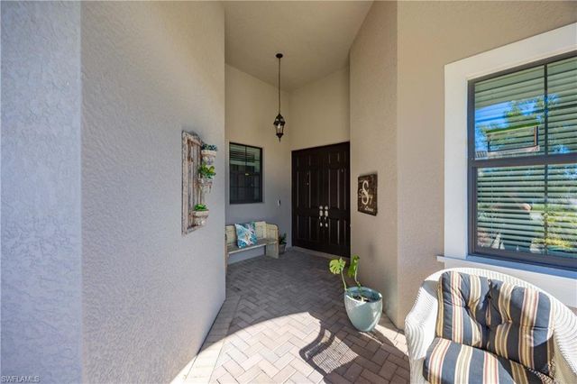 11735 Kati Falls LN, Fort Myers, FL 33913