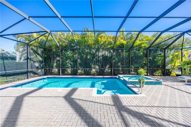 11735 Kati Falls LN, Fort Myers, FL 33913