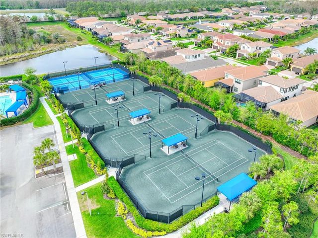 11735 Kati Falls LN, Fort Myers, FL 33913