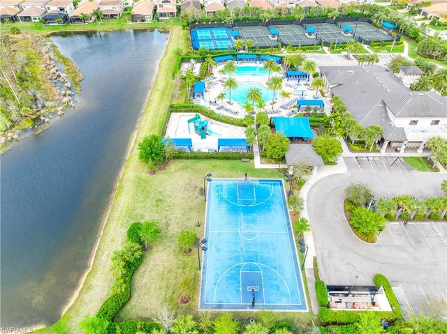 11735 Kati Falls LN, Fort Myers, FL 33913