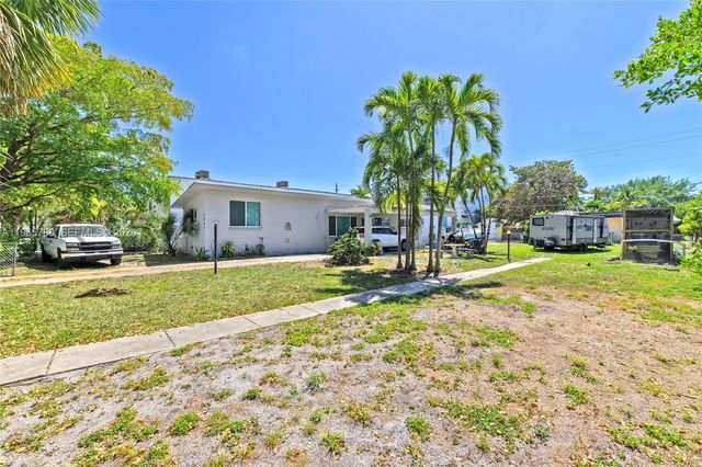 1946 Madison Street, Hollywood, FL 33020