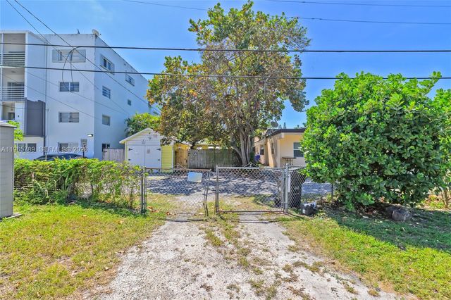 1946 Madison Street, Hollywood, FL 33020