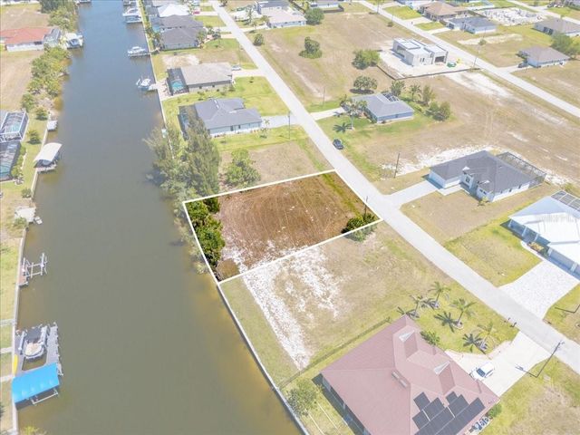 2306 NW 37TH PLACE, Cape Coral, FL 33993