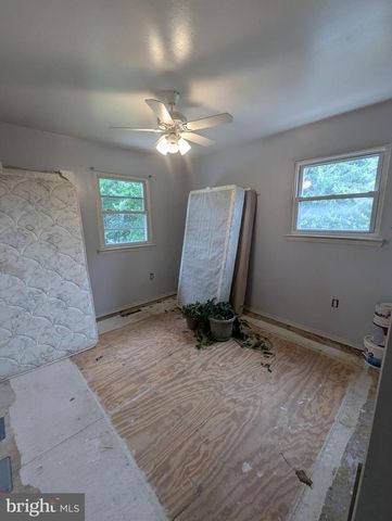 330 LABURNUM RD, Edgewood, MD 21040