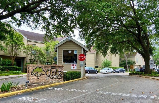 2100 Tanglewilde Street 723, Houston, TX 77063