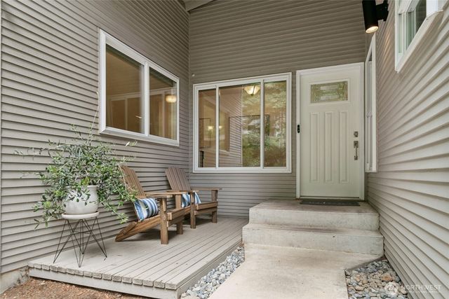 1115 Wildwood Boulevard SW, Issaquah, WA 98027