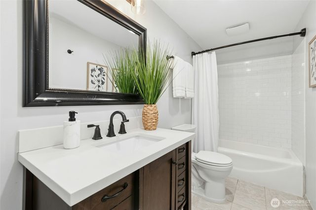 1115 Wildwood Boulevard SW, Issaquah, WA 98027