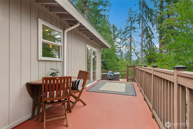 1115 Wildwood Boulevard SW, Issaquah, WA 98027