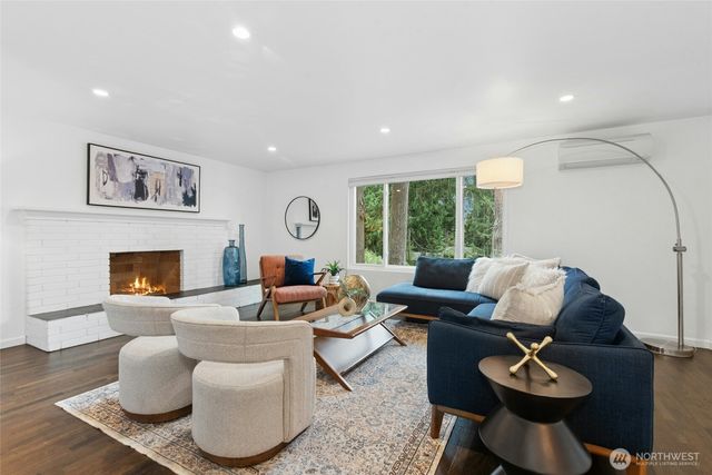 1115 Wildwood Boulevard SW, Issaquah, WA 98027