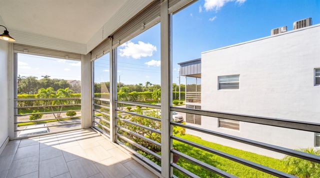 29 Burgundy Drive A, Delray Beach, FL 33484