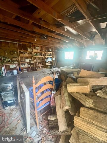 1085 GREENHILL DR, Hummelstown, PA 17036