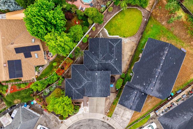 1350 Forestview Drive, Grants Pass, OR 97527