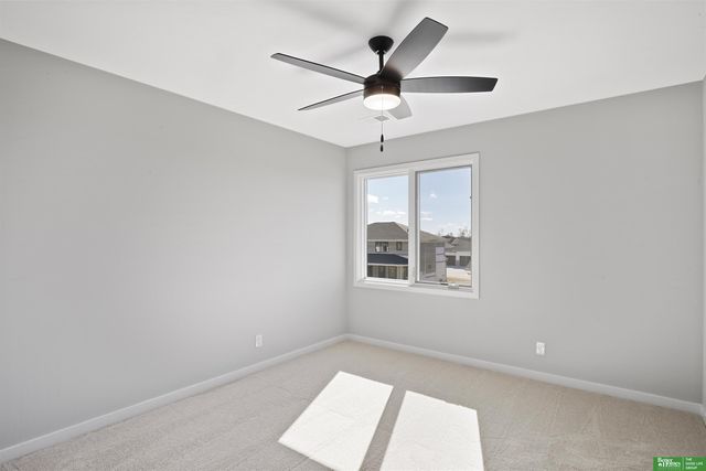 10662 S 102nd Avenue, Papillion, NE 68046