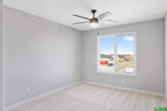 10662 S 102nd Avenue, Papillion, NE 68046