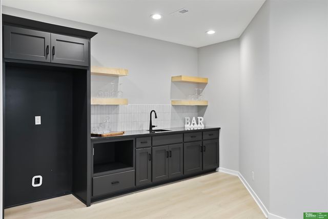 10662 S 102nd Avenue, Papillion, NE 68046