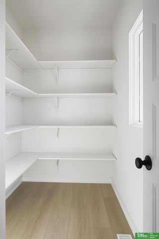 10662 S 102nd Avenue, Papillion, NE 68046