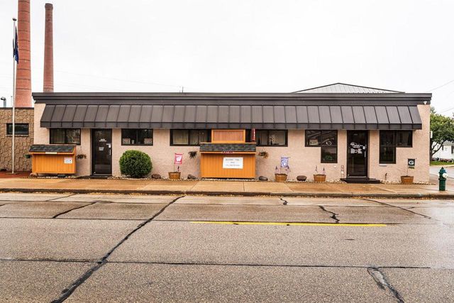 1613 Chase STREET, La Crosse, WI 54601