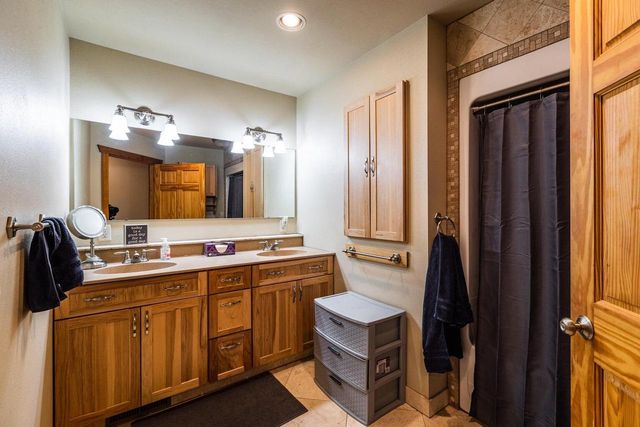 1613 Chase STREET, La Crosse, WI 54601