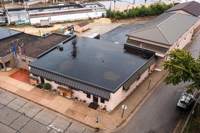 1613 Chase STREET, La Crosse, WI 54601