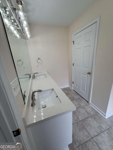 1244 Saxony Drive SE, Conyers, GA 30013