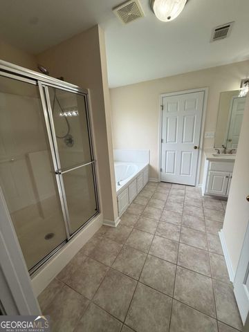 1244 Saxony Drive SE, Conyers, GA 30013
