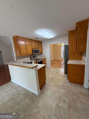 1244 Saxony Drive SE, Conyers, GA 30013