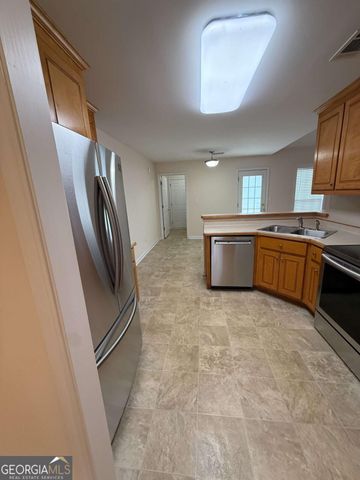 1244 Saxony Drive SE, Conyers, GA 30013