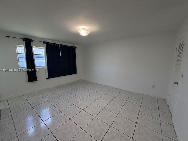 1885 NE 121st St 8, North Miami, FL 33181