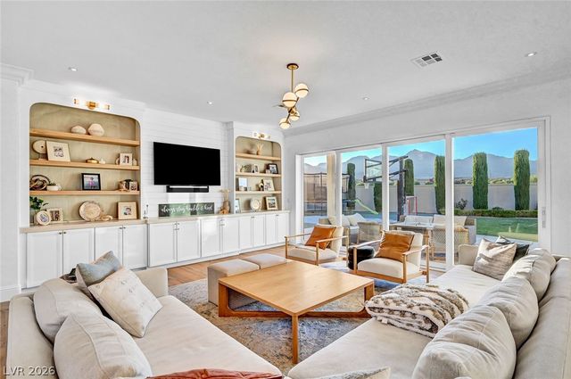 1920 Alcova Ridge Drive, Las Vegas, NV 89135