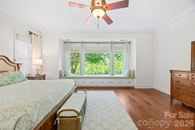 124 Chimney Rock Court, Denver, NC 28037
