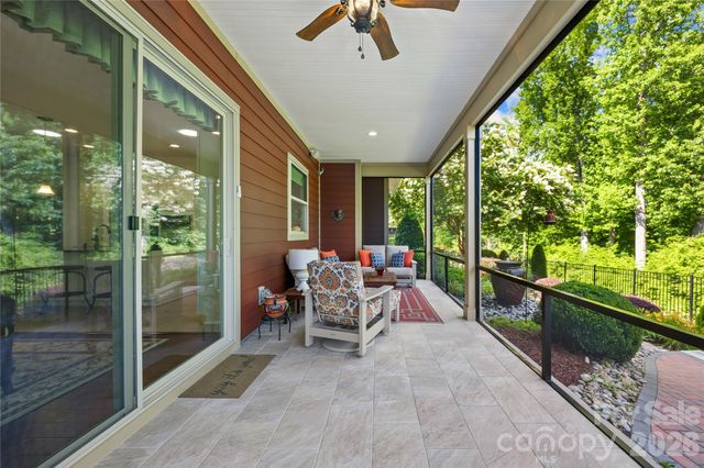 124 Chimney Rock Court, Denver, NC 28037