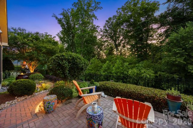 124 Chimney Rock Court, Denver, NC 28037