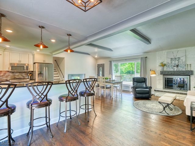 10511 Fitzwater Road, Brecksville, OH 44141