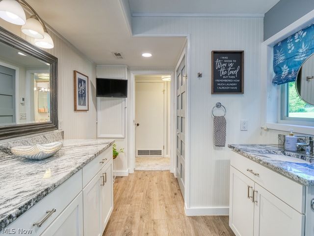 10511 Fitzwater Road, Brecksville, OH 44141