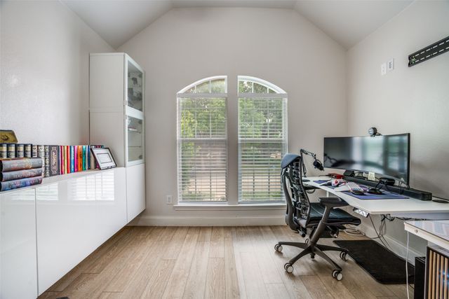 3218 Brentwood Drive, Mckinney, TX 75070