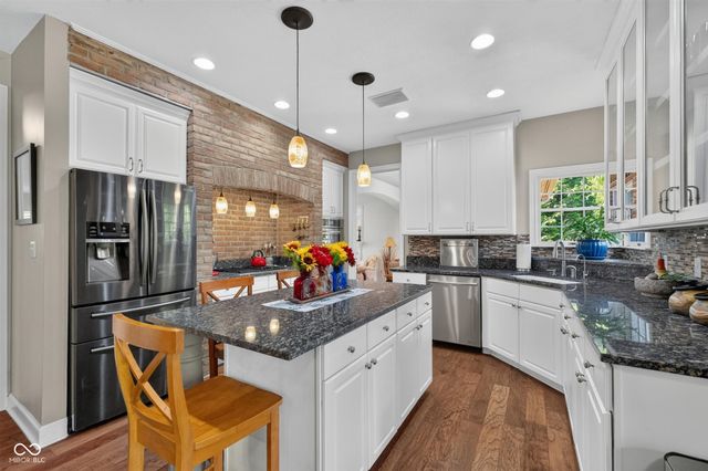 2189 Scarlet Oak Drive, Avon, IN 46123