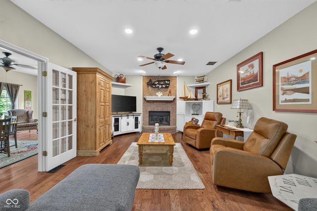 2189 Scarlet Oak Drive, Avon, IN 46123