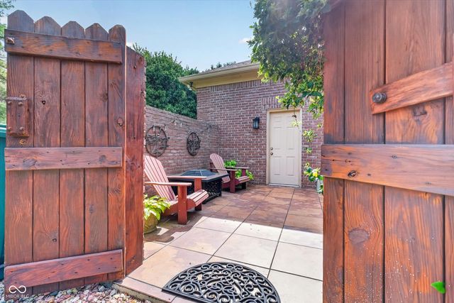 2189 Scarlet Oak Drive, Avon, IN 46123