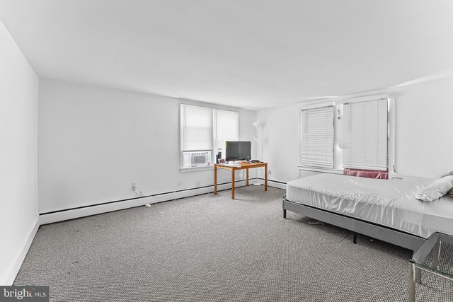 8 PROSPECT AVE, West Grove, PA 19390