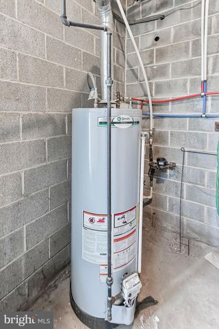 8 PROSPECT AVE, West Grove, PA 19390