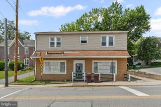 8 PROSPECT AVE, West Grove, PA 19390