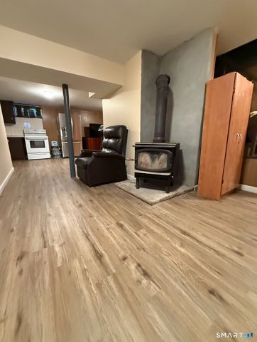 190 Anderson Avenue, Waterbury, CT 06708