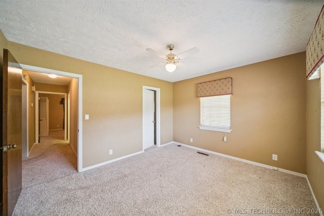 18104 S 4200 Road, Claremore, OK 74017