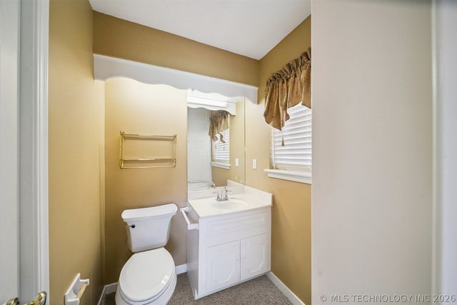 18104 S 4200 Road, Claremore, OK 74017