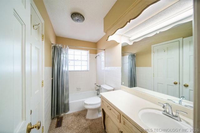 18104 S 4200 Road, Claremore, OK 74017