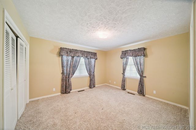 18104 S 4200 Road, Claremore, OK 74017